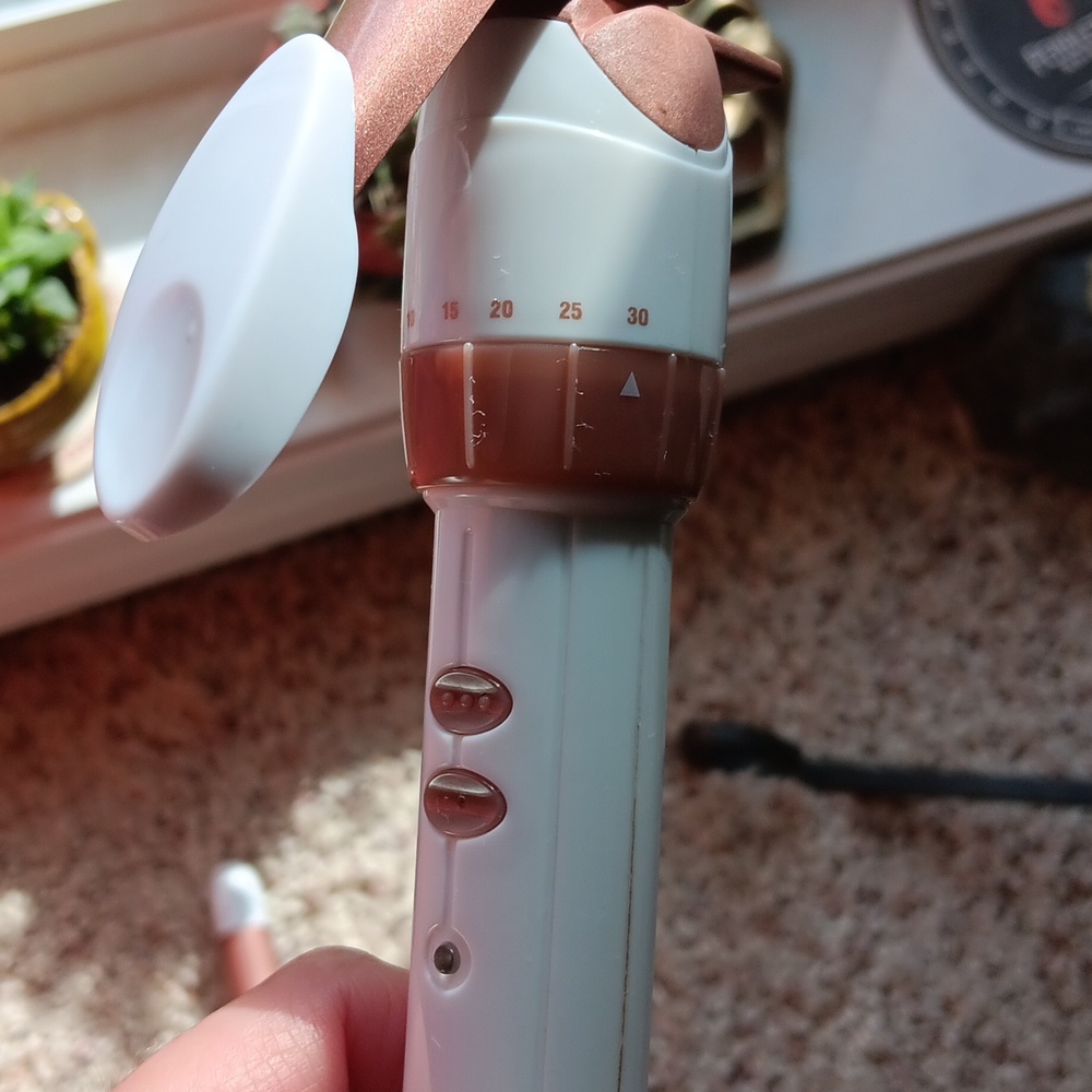 2, 3/4" CONAIR CURLING IRONS - Picture 2 of 2